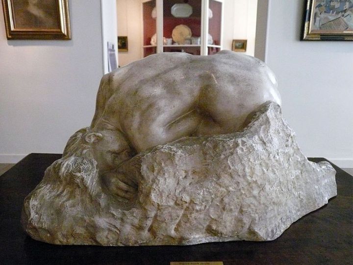 Danae-de-Auguste-Rodin-min