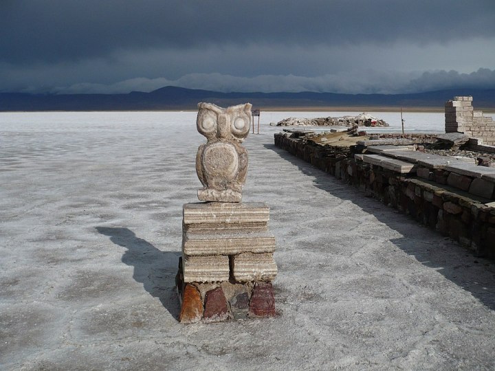 Esculturas-de-sal-en-Salinas-Grandes-provincia-de-Salta-Argentina